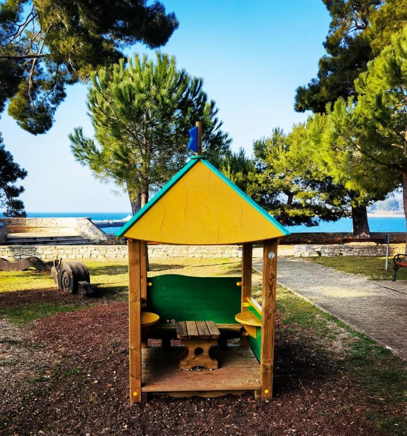 Lara Deluxe Superior 5 Star Apartment, Your Piece Of Heaven By The Sea & Park Novigrad  ภายนอก รูปภาพ